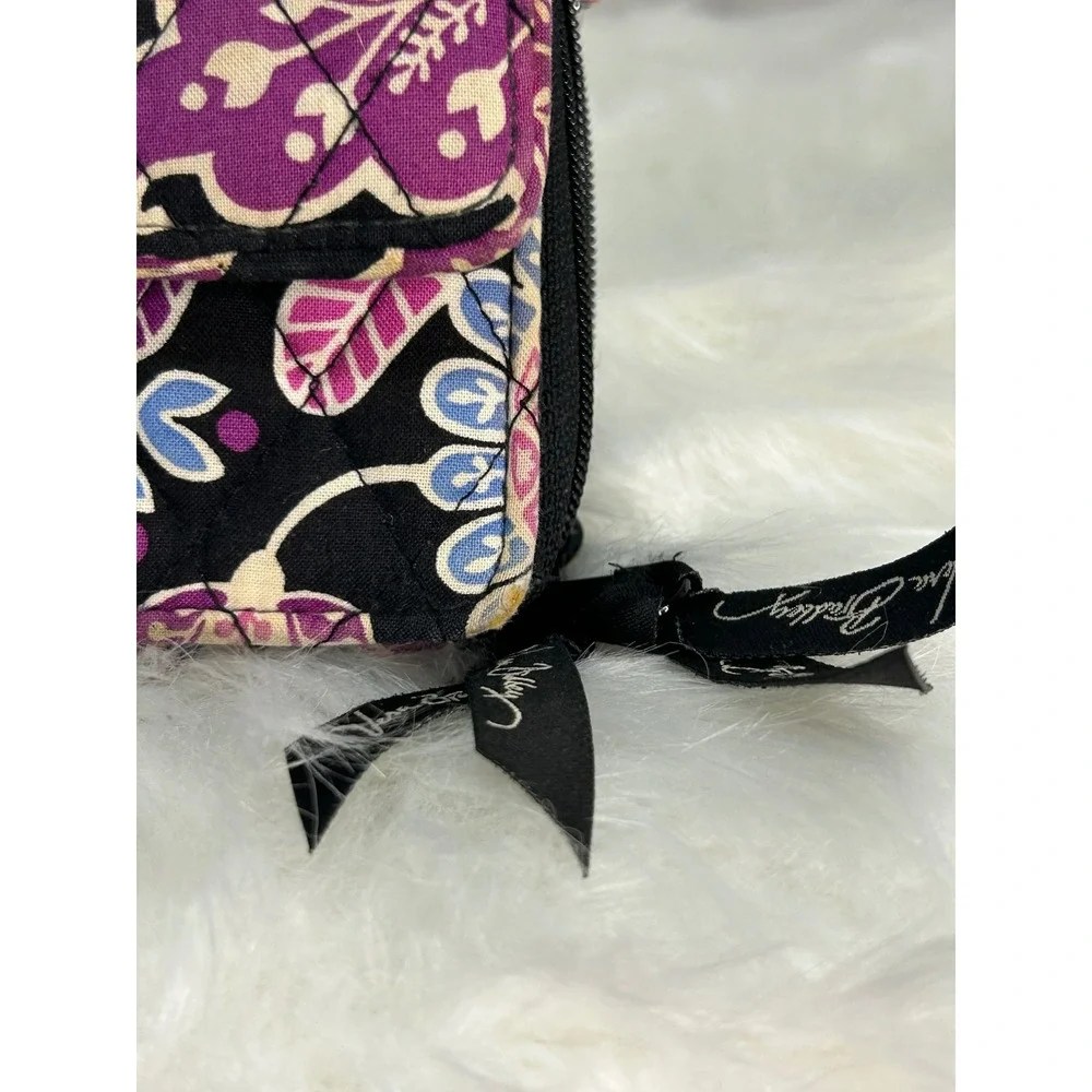 Vera Bradley Quilted Wallet Floral Black Purple Snap Flap‎ Zip Around